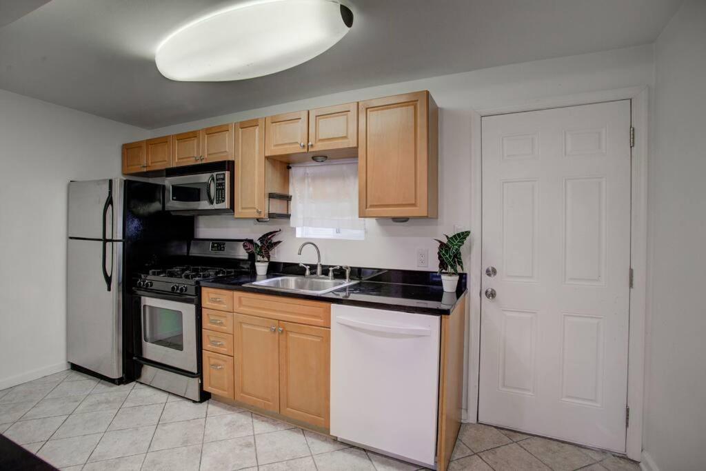 Cozy Lux 3Bd House Heart Of Fishtown Sleeps 8 Lejlighed Philadelphia Eksteriør billede