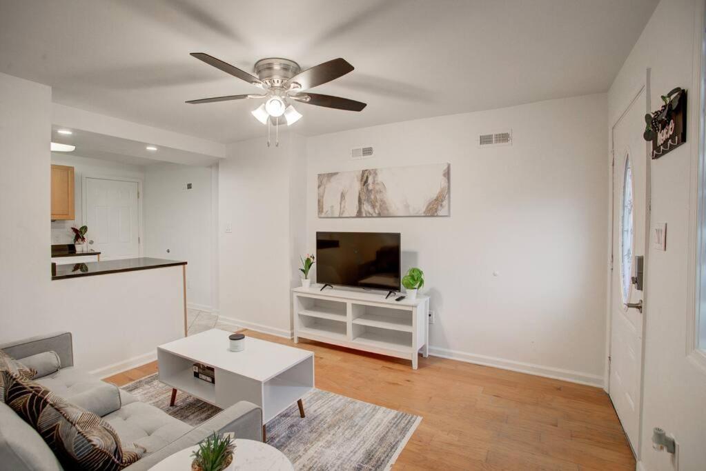 Cozy Lux 3Bd House Heart Of Fishtown Sleeps 8 Lejlighed Philadelphia Eksteriør billede